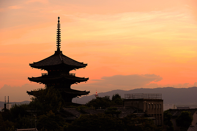 【京都の写真素材レンタル】八坂の塔 東山